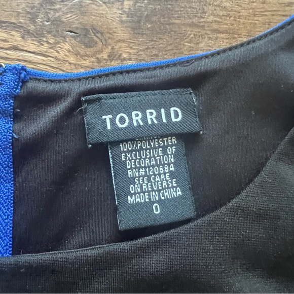 Torrid Shirt - Picture 7 of 9